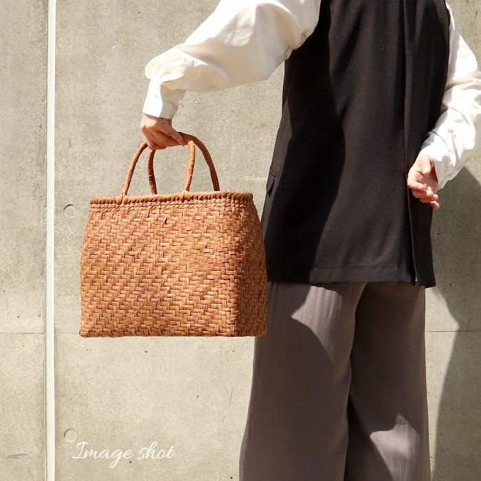 山葡萄かごバッグ山葡萄かごバッグ内布あり大人カゴバッグやまぶどう山ぶどう持ち手ハンドバッグきもの着物浴衣和装上品籠バッグかばんハンドバッグレディースナチュラル素材かごバッグ夏バッグトートバッグおしゃれfs