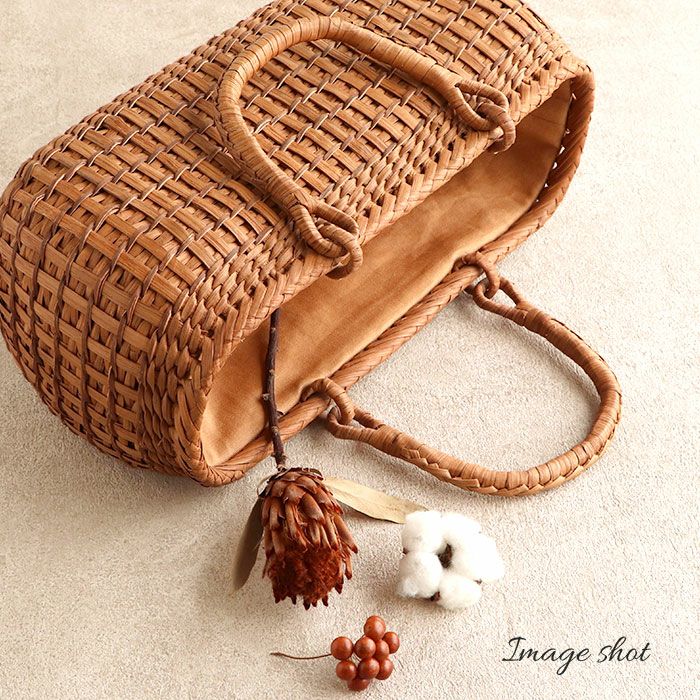 山葡萄かごバッグ山葡萄かごバッグ巾着二重編み大人ブラウンカゴバッグやまぶどう山ぶどう持ち手ハンドバッグきもの着物浴衣和装上品かご巾着籠バッグかばんレディースナチュラル素材かごバッグ夏バッグトートバッグおしゃれfs