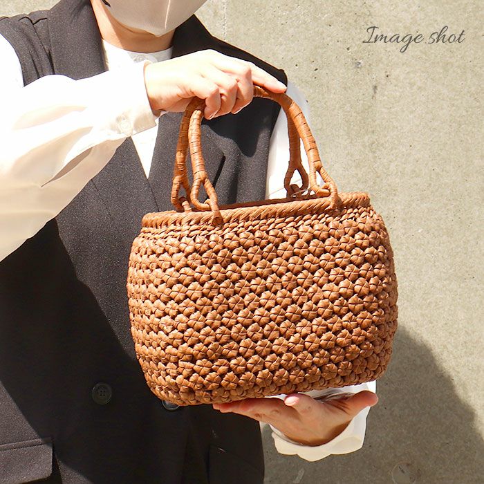 山葡萄かごバッグ山葡萄かごバッグ巾着六角花編み大人ブラウンカゴバッグやまぶどう山ぶどう持ち手ハンドバッグきもの着物浴衣和装上品かご巾着籠バッグかばんレディースナチュラル素材かごバッグ夏バッグトートバッグおしゃれfs