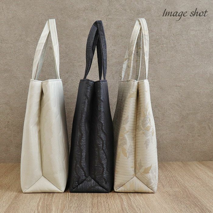 バッグお洒落バッグ尾州織和装バッグ横長トートバッグ手提げバッグ着物和装洋装和洋兼用レディース単品カジュアル用春夏秋冬通年用ライトベージュホワイトブラックよろけ縞リーフジャガード織軽い日本製普段カジュアルバッグ贈り物ギフト