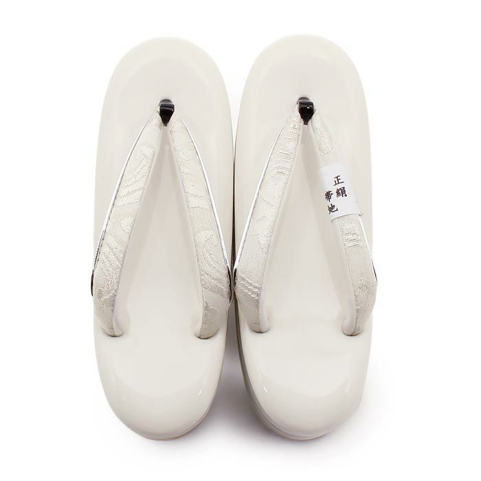 振袖草履成人式草履振袖ぞうり成人用レディース世美庵Lサイズホワイトシルバー白銀華紋正絹帯地エナメル合皮4枚芯厚底ハイヒールバイカラー日本製優花緒痛くない歩きやすい女性振袖卒業袴振り袖ママ振おしゃれはたち結婚式ぞうり草履fs