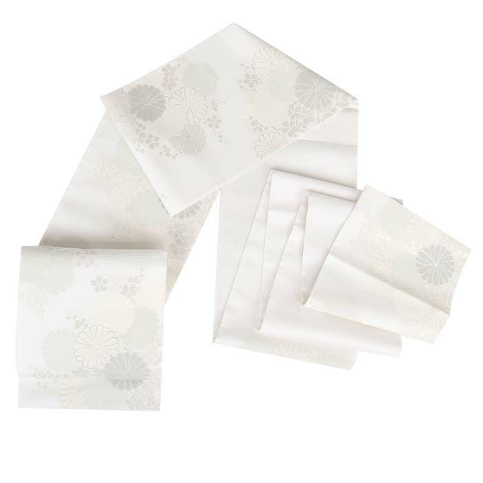 結婚式の黒留袖色留袖や訪問着に合わせたい仕立て上がり袋帯。入学式やお宮参り七五三参り等お子様の行事の礼装にも最適。フォーマルな着物を上品に装う袋帯。