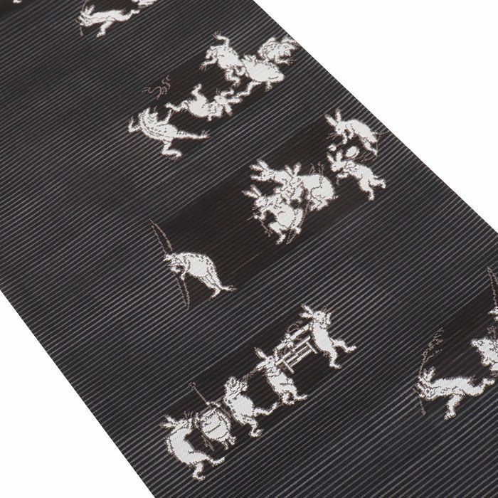 小紋紬色無地御召などのお着物にすぐ使えるお仕立て上がり九寸名古屋帯。春秋冬袷単衣の時期のお着物のお締めいただけます。