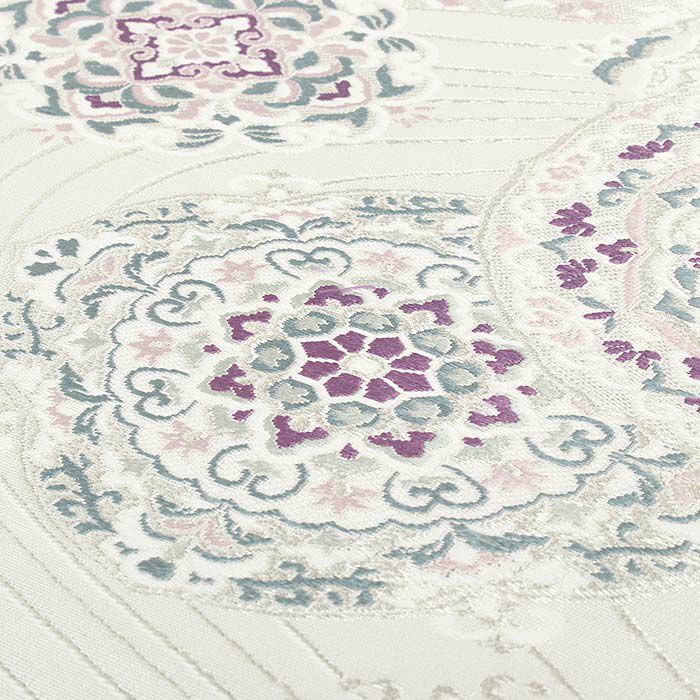 結婚式の黒留袖色留袖や訪問着に合わせたい仕立て上がり袋帯。入学式やお宮参り七五三参り等お子様の行事の礼装にも最適。フォーマルな着物を上品に装う袋帯。