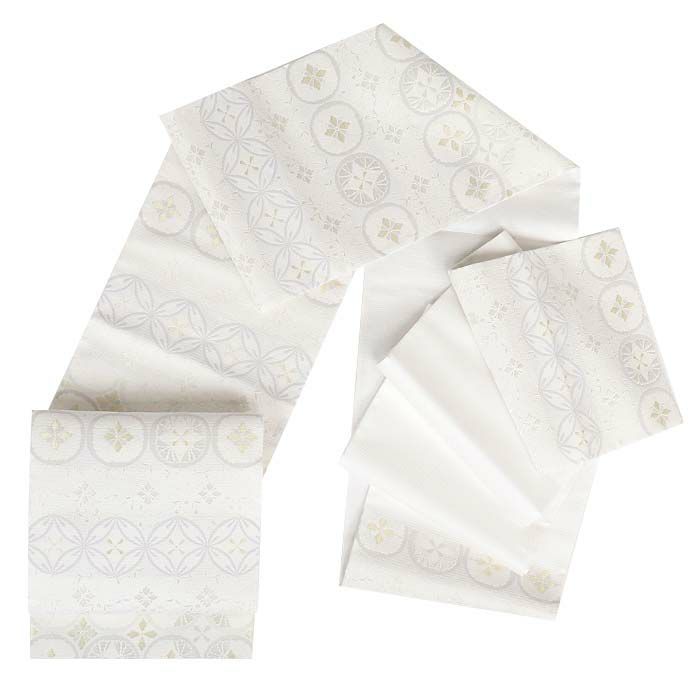 結婚式の黒留袖色留袖や訪問着に合わせたい仕立て上がり袋帯。入学式やお宮参り七五三参り等お子様の行事の礼装にも最適。フォーマルな着物を上品に装う袋帯。