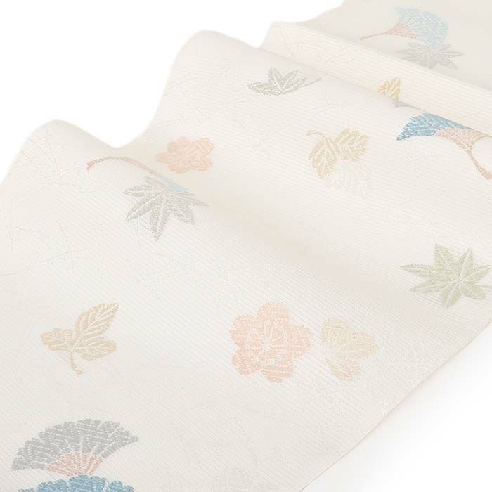 結婚式の黒留袖色留袖や訪問着に合わせたい仕立て上がり袋帯。入学式やお宮参り七五三参り等お子様の行事の礼装にも最適。フォーマルな着物を上品に装う袋帯。