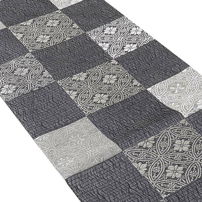 結婚式の黒留袖色留袖や訪問着に合わせたい仕立て上がり袋帯。入学式やお宮参り七五三参り等お子様の行事の礼装にも最適。フォーマルな着物を上品に装う袋帯。