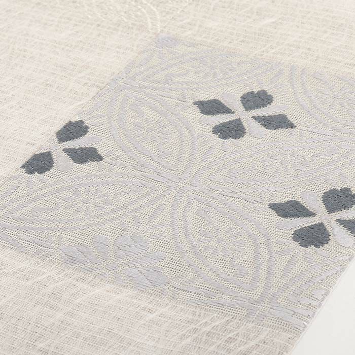 結婚式の黒留袖色留袖や訪問着に合わせたい仕立て上がり袋帯。入学式やお宮参り七五三参り等お子様の行事の礼装にも最適。フォーマルな着物を上品に装う袋帯。