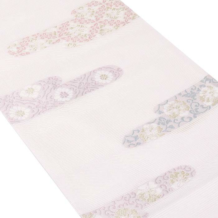 結婚式の黒留袖色留袖や訪問着に合わせたい仕立て上がり袋帯。入学式やお宮参り七五三参り等お子様の行事の礼装にも最適。フォーマルな着物を上品に装う袋帯。