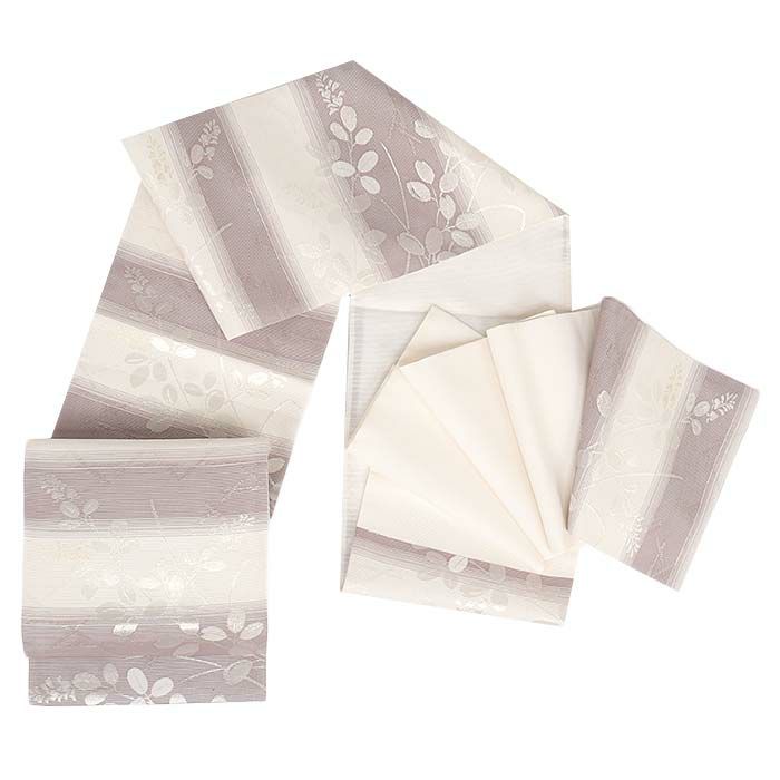 結婚式の黒留袖色留袖や訪問着に合わせたい仕立て上がり袋帯。入学式やお宮参り七五三参り等お子様の行事の礼装にも最適。フォーマルな着物を上品に装う袋帯。