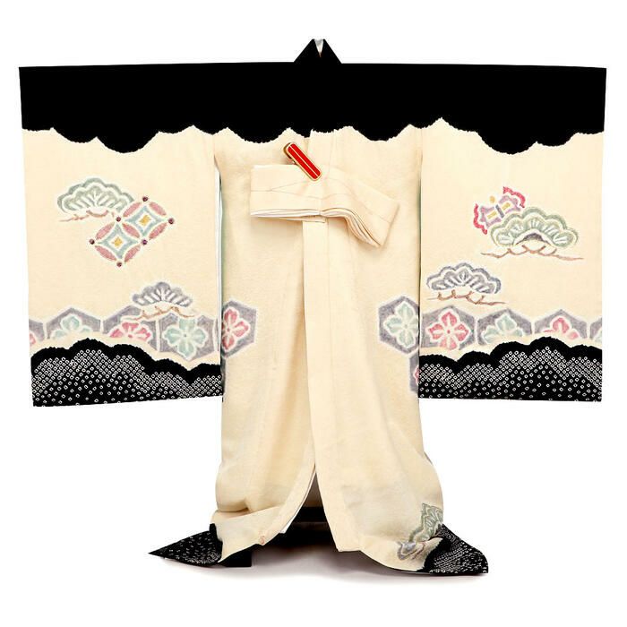 お宮参り 着物 男の子 産着 祝い着 黒 クリーム 鷹 宝尽くし松