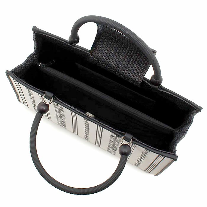 お洒落バッグ普段用華三彩博多織博多絹白黒献上柄日本製春夏秋トートフラップベロ付きマグネット付き仕切りおしゃれ伝統工芸品カジュアル用小紋紬色無地御召博多織バッグ和装バックきものばっぐ鞄大人上品レディースfs