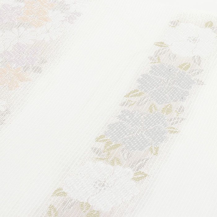 結婚式の黒留袖色留袖や訪問着に合わせたい仕立て上がり袋帯。入学式やお宮参り七五三参り等お子様の行事の礼装にも最適。フォーマルな着物を上品に装う袋帯。