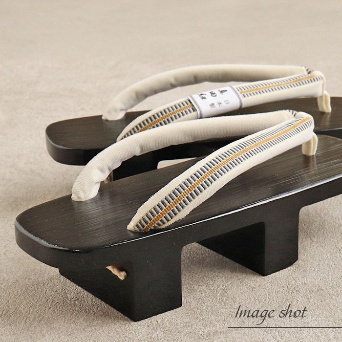 下駄レディース浴衣用ゆかた用Mサイズ木目黒塗台赤黄カラシ青レッドブルーイエロー桐下駄真田紐花緒縞高級桐下駄日本製女性女性用げた軽い真田紐鼻緒シック古典おしゃれ普段普段履き残暑