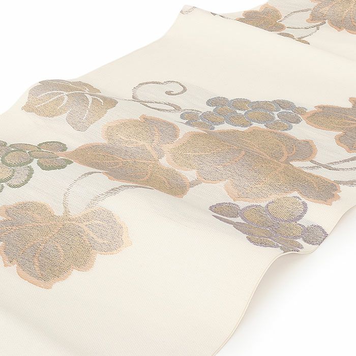 小紋紬色無地御召などのお着物にすぐ使えるお仕立て上がり九寸名古屋帯。春秋冬袷単衣の時期のお着物のお締めいただけます。