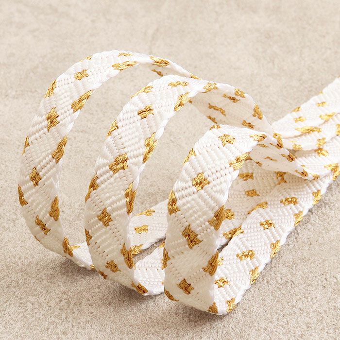 帯揚げ帯締めアソート3点セット留袖用フォーマル絹白金吉祥紋日本製刺繍箱入り末広黒留袖色留袖訪問着礼装用フォーマル色無地付け下げ結婚式お宮参り七五三金刺繍縫取箱付きシルク帯揚げ帯締め末広付き柄おまかせ