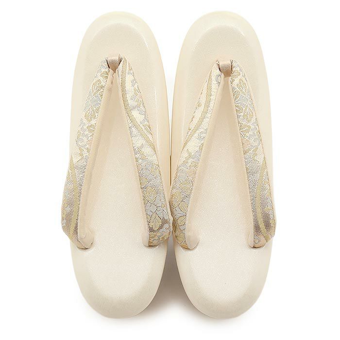 草履留袖用訪問着用レディース紗織沙織Mサイズクリームゴールド立涌花文合皮3枚芯かかと高め日本製痛くない歩きやすい女性黒留袖色留袖礼装用フォーマル結婚式ぞうり草履着物草履単品草履だけ