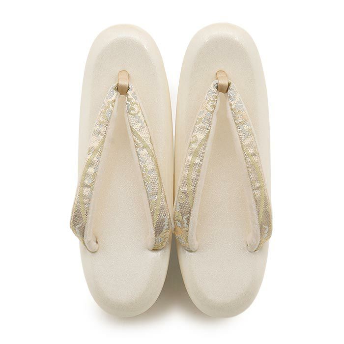 草履留袖用訪問着用レディース紗織沙織Mサイズクリームゴールド立涌花文合皮3枚芯かかと高め日本製痛くない歩きやすい女性黒留袖色留袖礼装用フォーマル結婚式ぞうり草履着物草履単品草履だけ