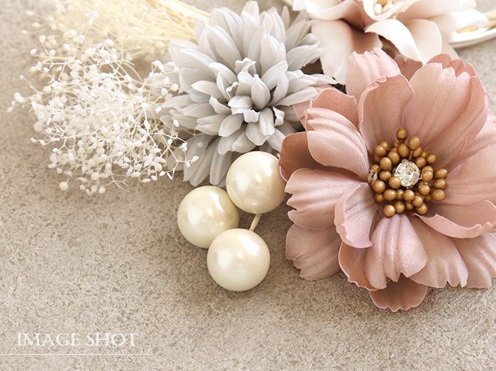 髪飾り成人式振袖用成人用Watmosphereレッドピンクベージュくすみカラー花フラワー水引パールかすみ草日本製振袖卒業袴振り袖ママ振おしゃれはたち結婚式色打掛引き振袖花嫁和装花嫁Uピン7本セットニュアンスヘアアレンジワトモスフィア